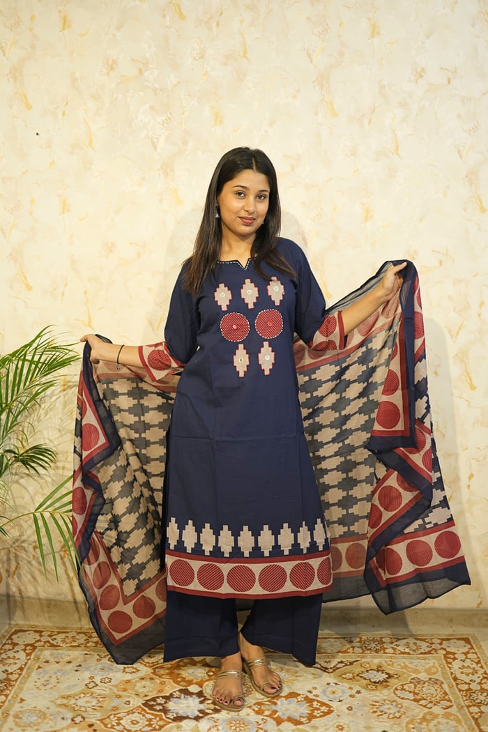 Shyahi applique set